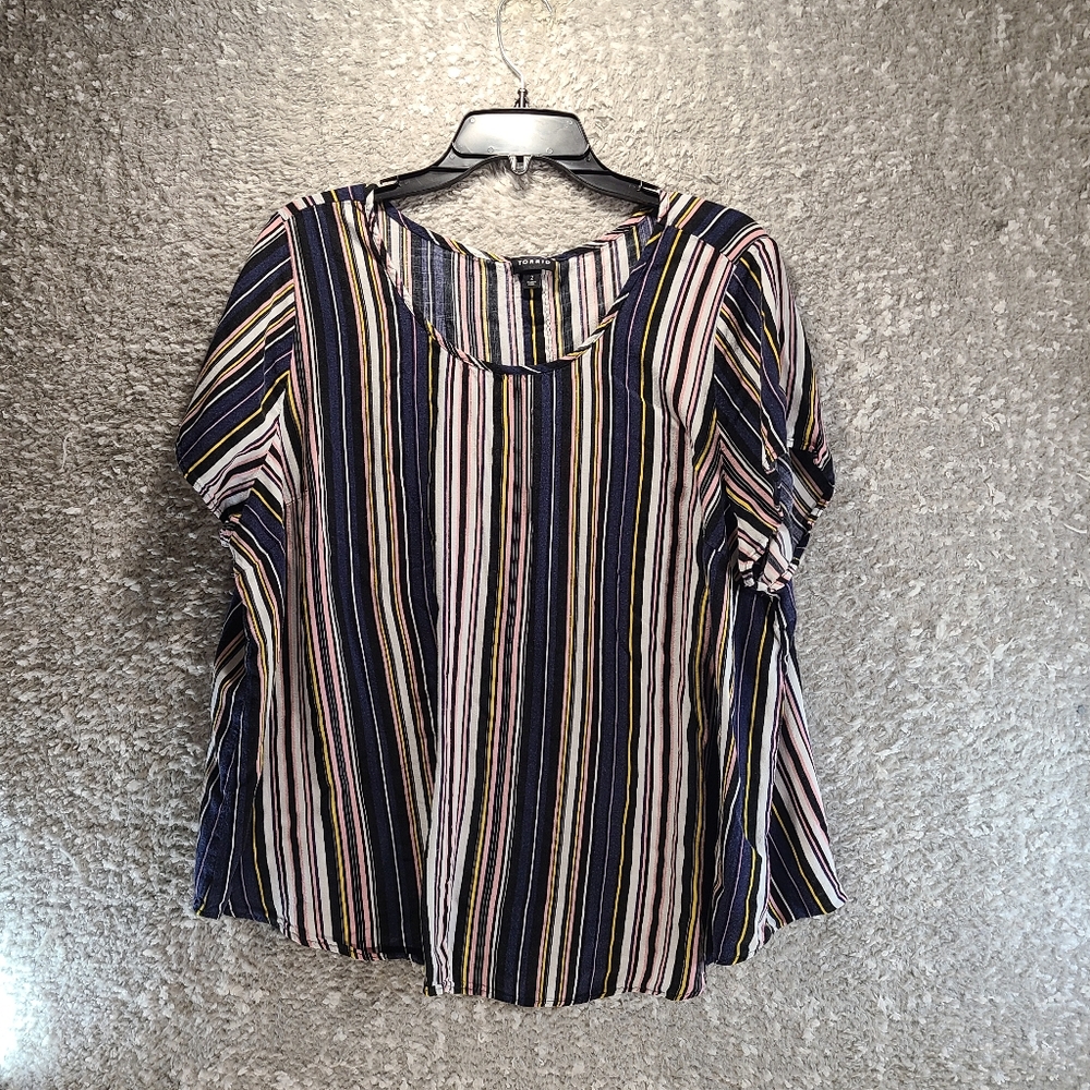 TORRID‎ Multicolor Abbey Slub Top Blouse Striped Rayon Size 2, 2X Short Sleeve